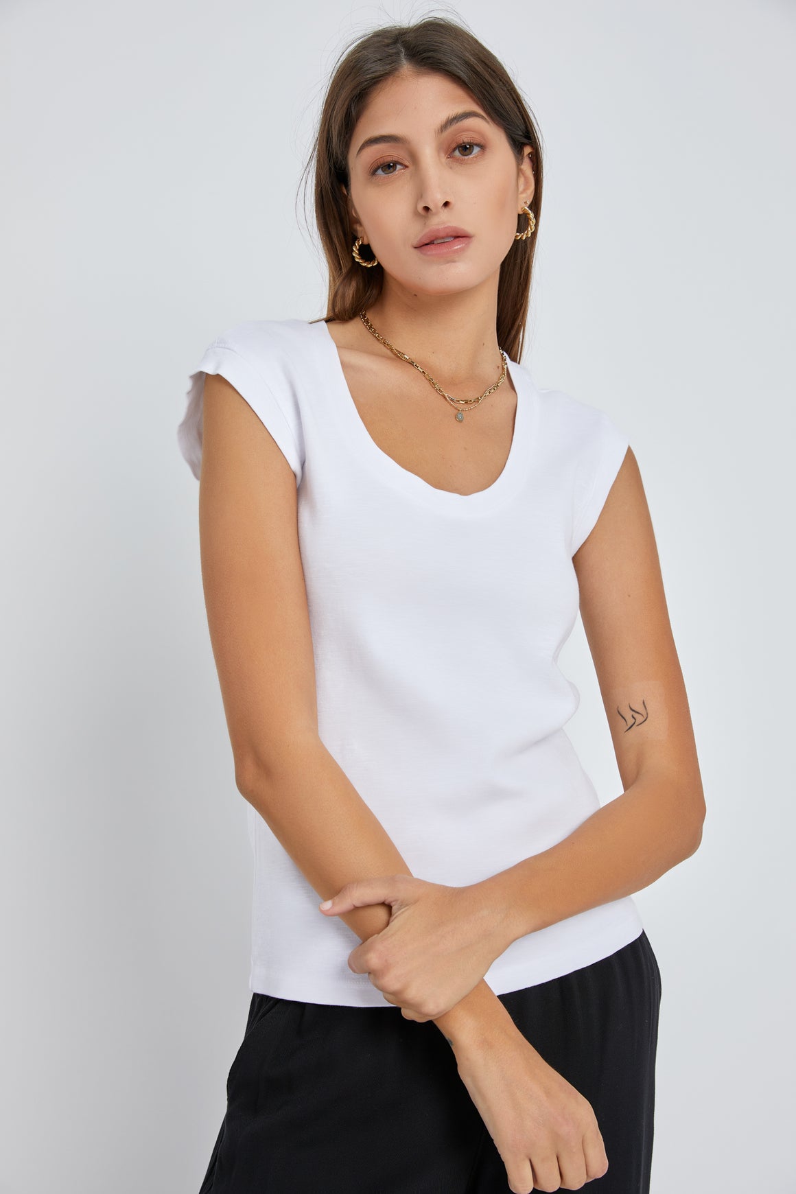 Scoop Neck Shirt | White