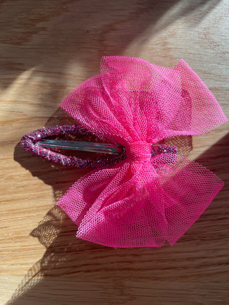 Hair Tulle Bow Clip | Fuchsia