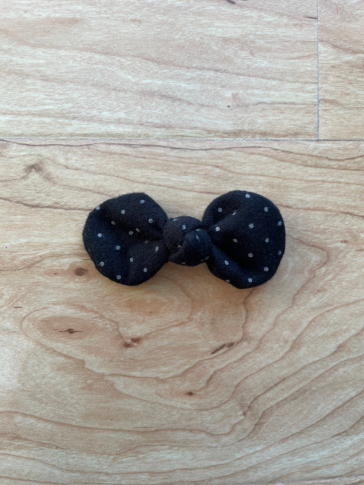 Peanut Bow | Polka Black