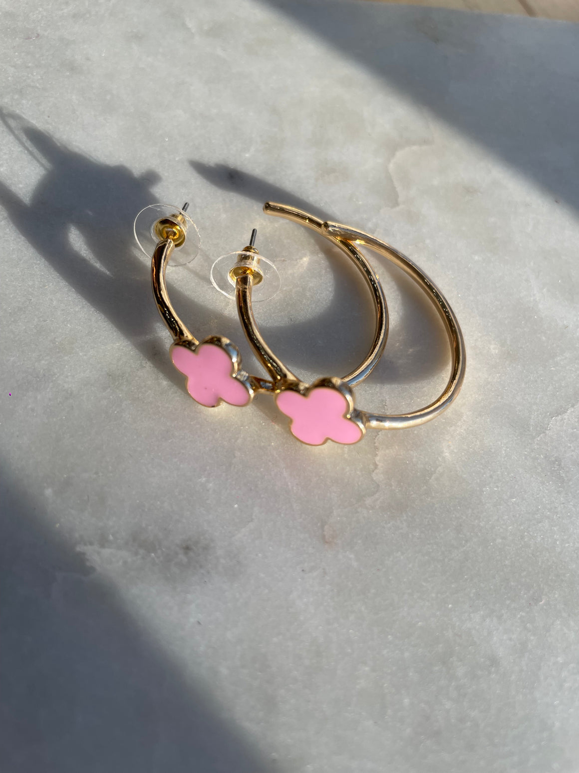 Earrings | Clover Flower Hoop Pink