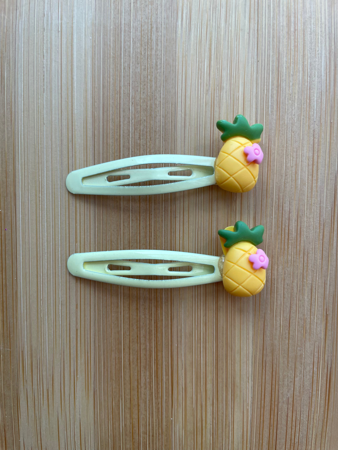 yellow pineapple snap clips