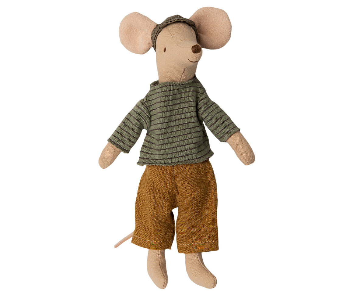 Dad Clothes for Mouse