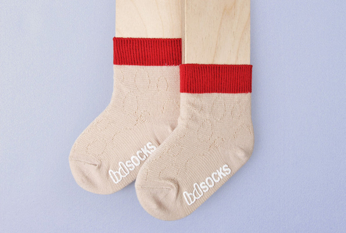 Socks | Pointelle Knit | Kali | Flower | Beige & Red