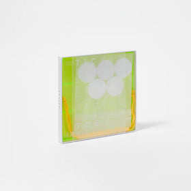 Games | Neon Tic Tac Toe